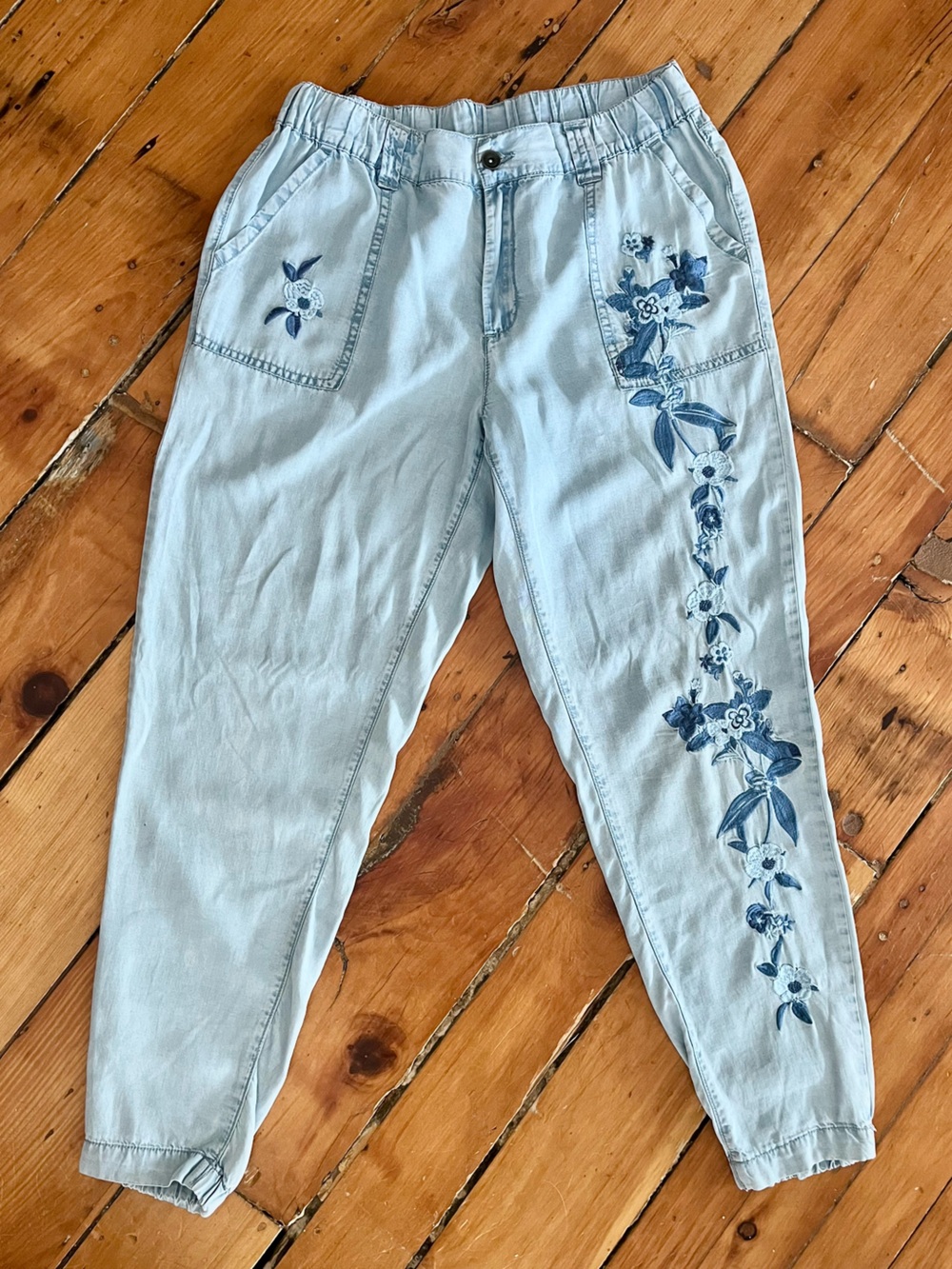 Mason by Suko Pants Floral Embroidered Tencel Size M Light Blue